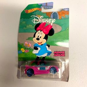 Disney Minnie mouse hot wheels car pink new inbox collectible